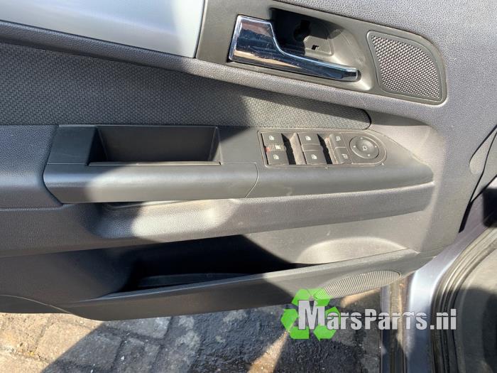 Opel Zafira 1.6 16V Vehículo de desguace (2007, Gris)