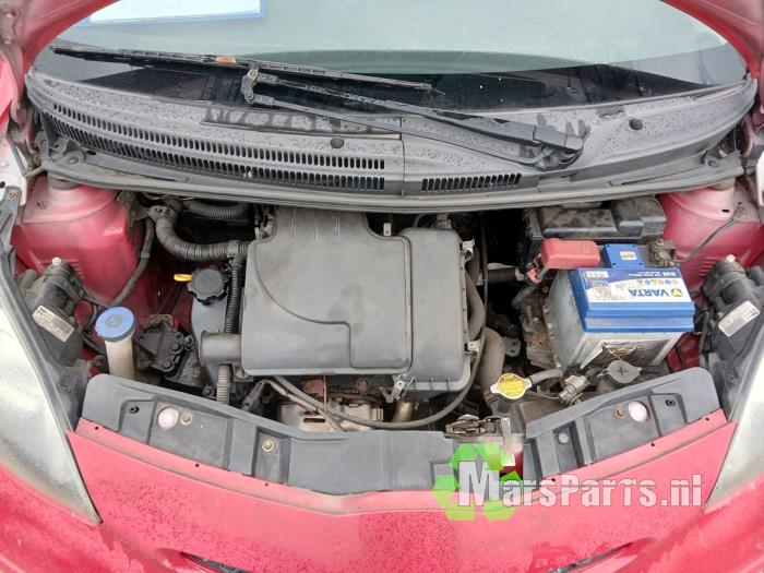 Toyota Aygo 1.0 12V VVT-i Samochód złomowany (2007, Czerwony)