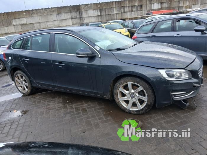 Volvo V60 I 2.0 D4 16V Sloopvoertuig (2015, Grijs)