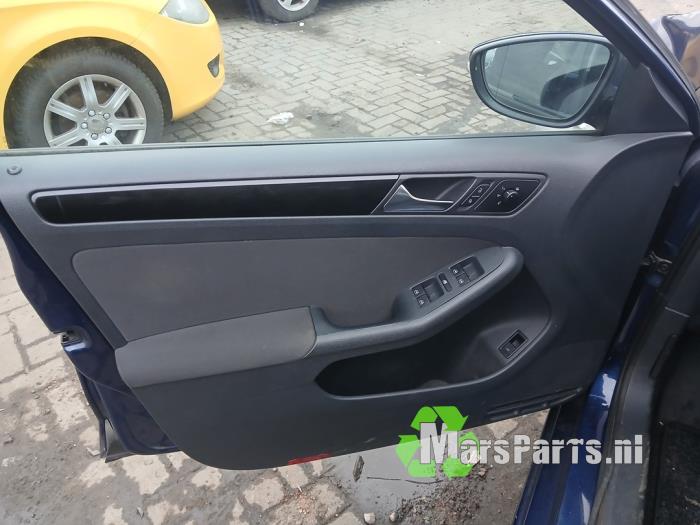 Volkswagen Jetta IV 1.2 TSI Sloopvoertuig (2012, Blauw)