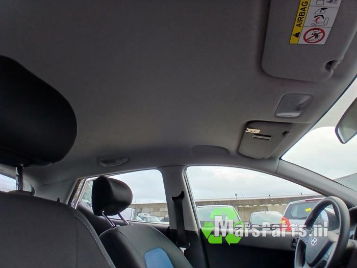 Hyundai i10 1.0 12V Sloopvoertuig (2015, Wit)