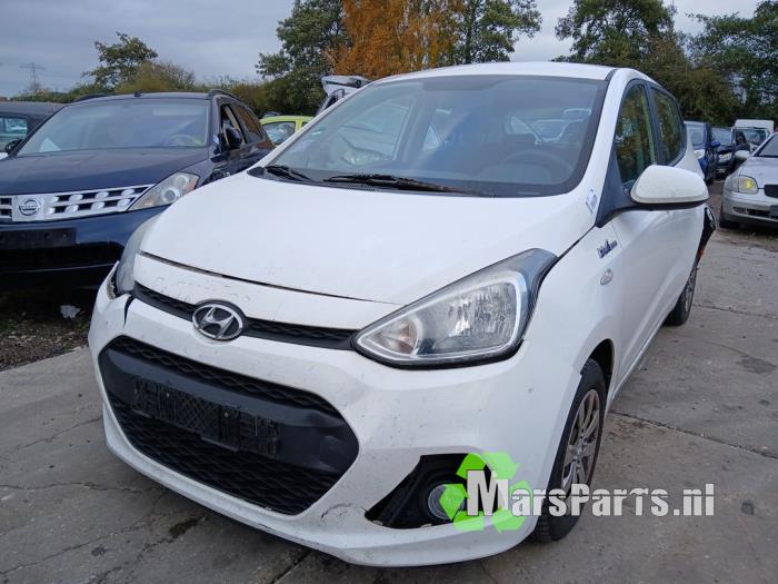 Hyundai i10 1.0 12V Sloopvoertuig (2015, Wit)