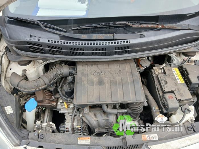 Hyundai i10 1.0 12V Sloopvoertuig (2015, Wit)