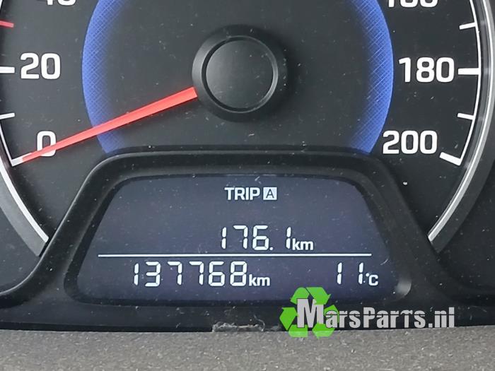 Hyundai i10 1.0 12V Sloopvoertuig (2015, Wit)