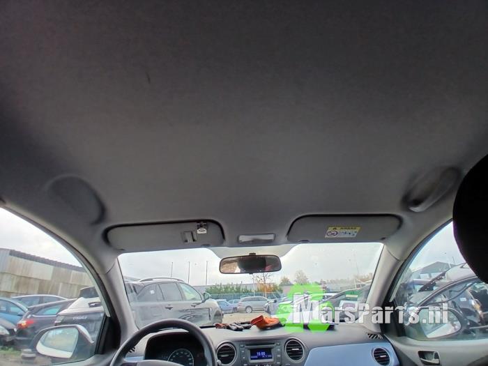 Hyundai i10 1.0 12V Sloopvoertuig (2015, Wit)