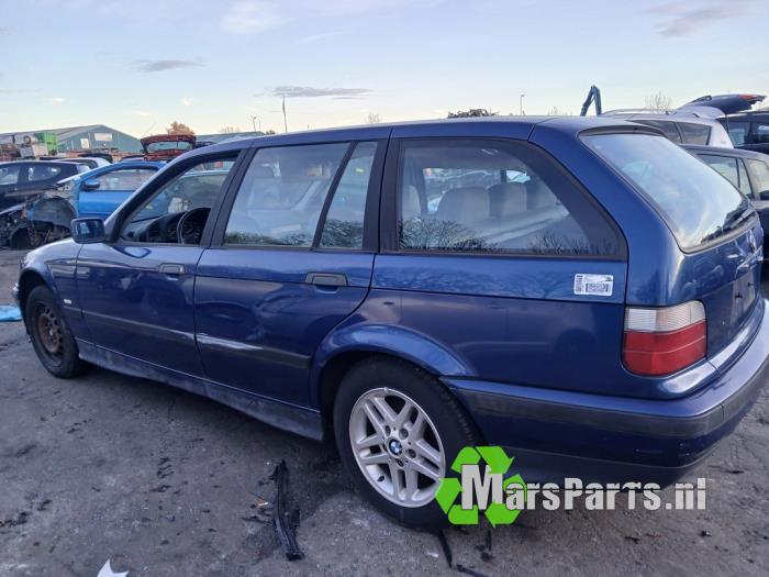 BMW 3 serie Touring 316i Sloopvoertuig (1998, Blauw)