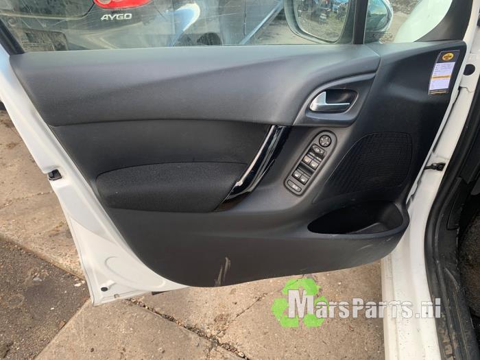 Citroen C3 1.2 VTi 82 12V Sloopvoertuig (2013, Wit)