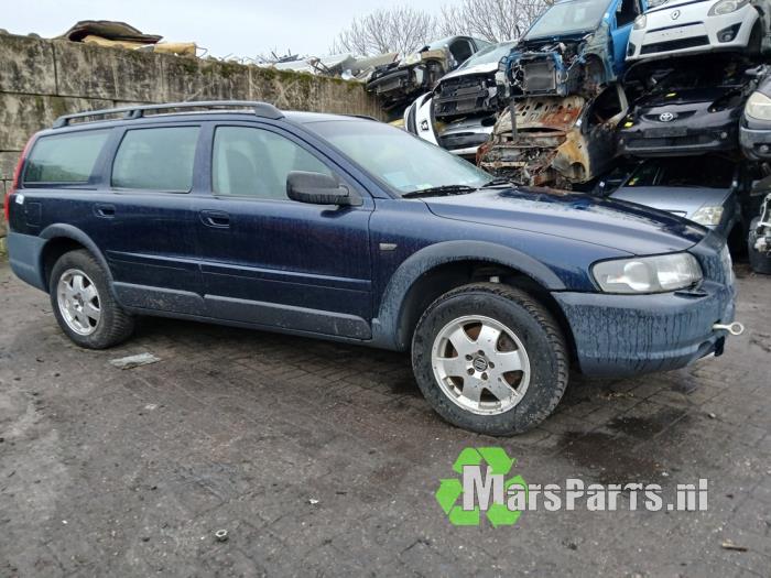 Volvo XC70 XC70 2.4 T 20V Samochód złomowany (2001, Niebieski)