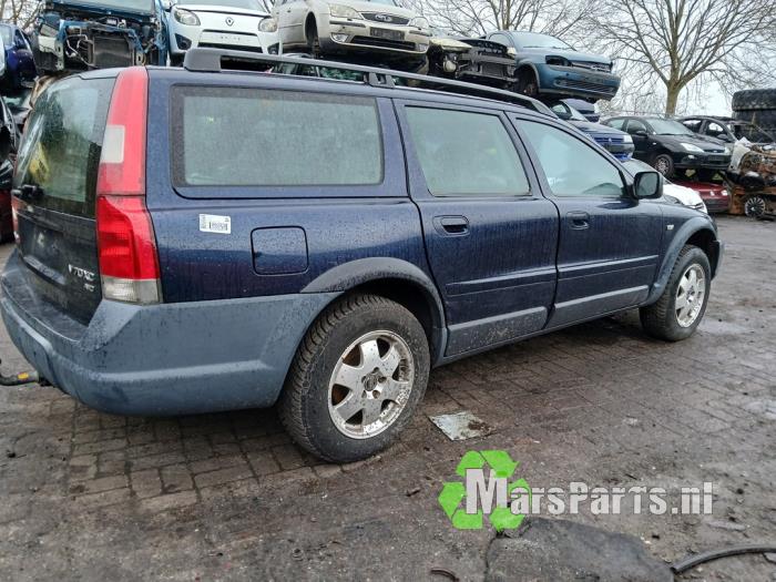 Volvo XC70 XC70 2.4 T 20V Samochód złomowany (2001, Niebieski)