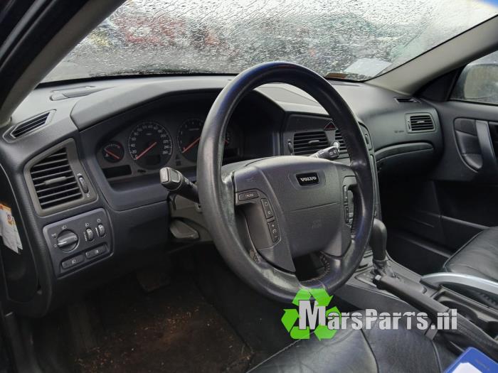 Volvo XC70 XC70 2.4 T 20V Samochód złomowany (2001, Niebieski)