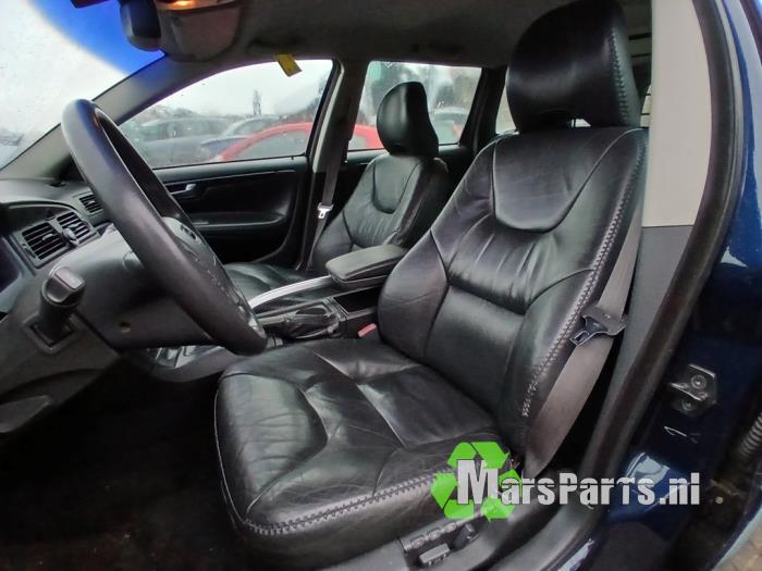 Volvo XC70 XC70 2.4 T 20V Samochód złomowany (2001, Niebieski)