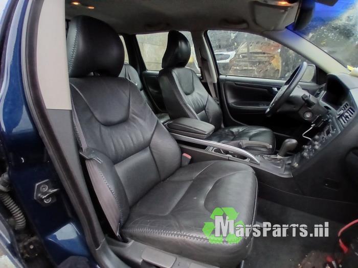 Volvo XC70 XC70 2.4 T 20V Samochód złomowany (2001, Niebieski)