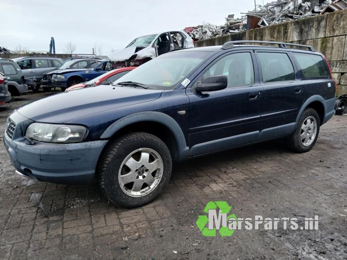 Volvo XC70 XC70 2.4 T 20V Samochód złomowany (2001, Niebieski)