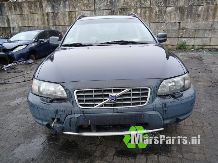 Volvo XC70 XC70 2.4 T 20V Samochód złomowany (2001, Niebieski)