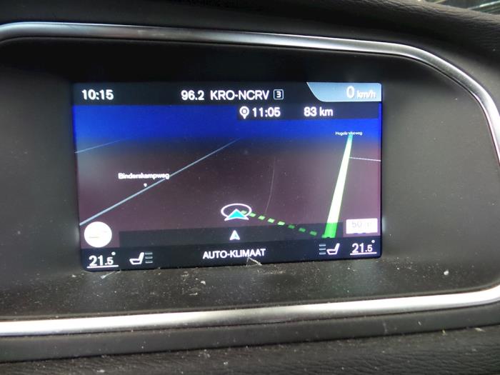 Volvo V40 2.0 D2 16V Skrotfordon (2015, ZWART)