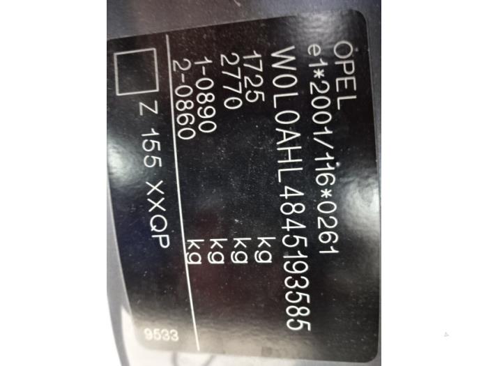 Opel Astra H 1.4 16V Twinport Samochód złomowany (2004, Szary)