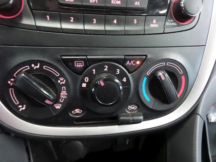 Suzuki Celerio 1.0 12V Dualjet Skrotfordon (2017, GRIJS)