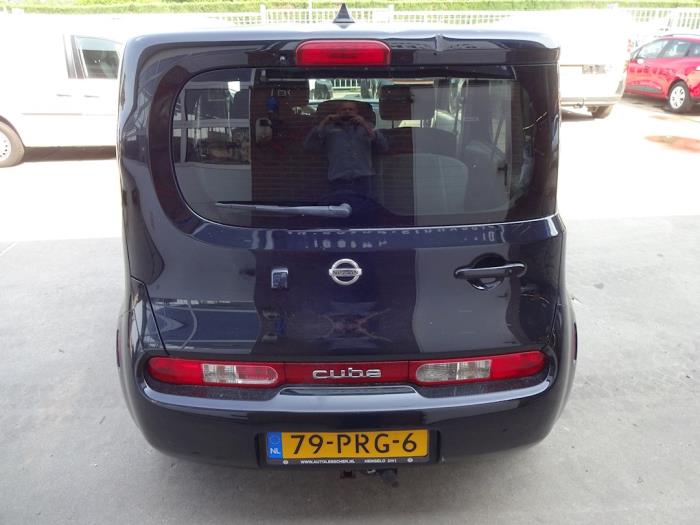 Nissan Cube 1.6 16V Skrotfordon (2011, ZWART)