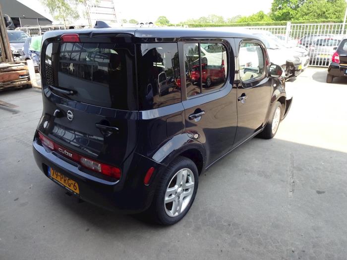 Nissan Cube 1.6 16V Skrotfordon (2011, ZWART)