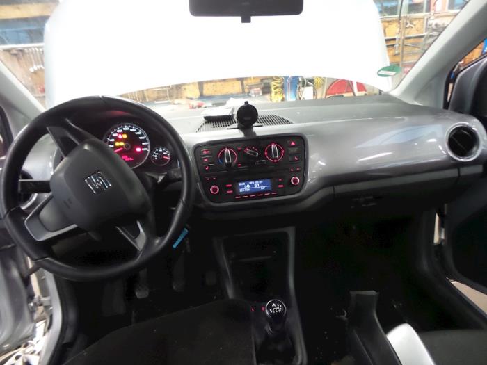 Seat Mii 1.0 12V Sloopvoertuig (2015, Grijs)