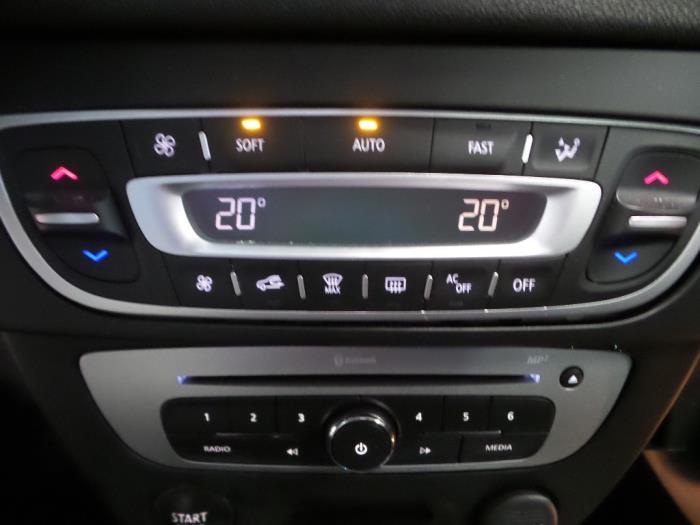 Renault Megane III Grandtour 1.5 dCi 110 Sloopvoertuig (2013, Zwart)