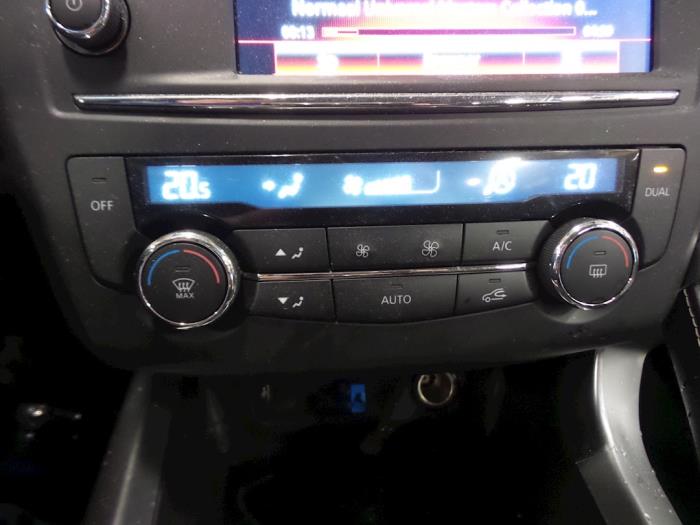 Renault Kadjar 1.2 Energy TCE 130 Sloopvoertuig (2018, Rood)