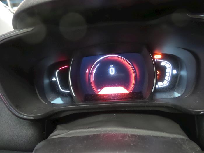 Renault Kadjar 1.2 Energy TCE 130 Sloopvoertuig (2018, Rood)