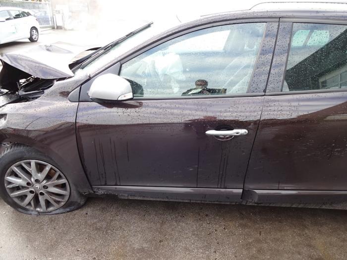 Renault Megane III Grandtour 1.5 dCi 110 Sloopvoertuig (2013, Bruin)