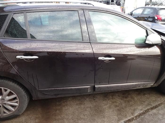 Renault Megane III Grandtour 1.5 dCi 110 Sloopvoertuig (2013, Bruin)