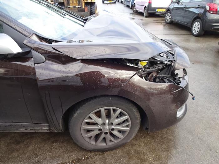 Renault Megane III Grandtour 1.5 dCi 110 Sloopvoertuig (2013, Bruin)