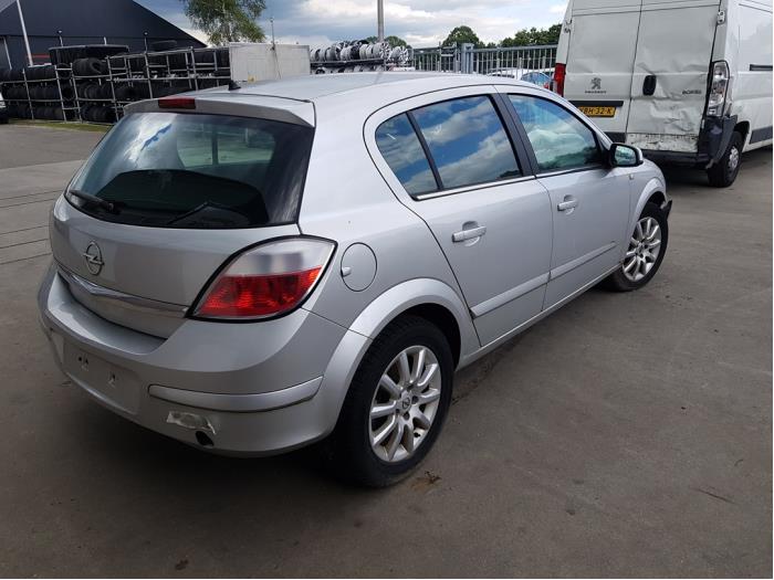 Opel Astra H 1.7 CDTi 16V Skrotfordon (2004, GRIJS)