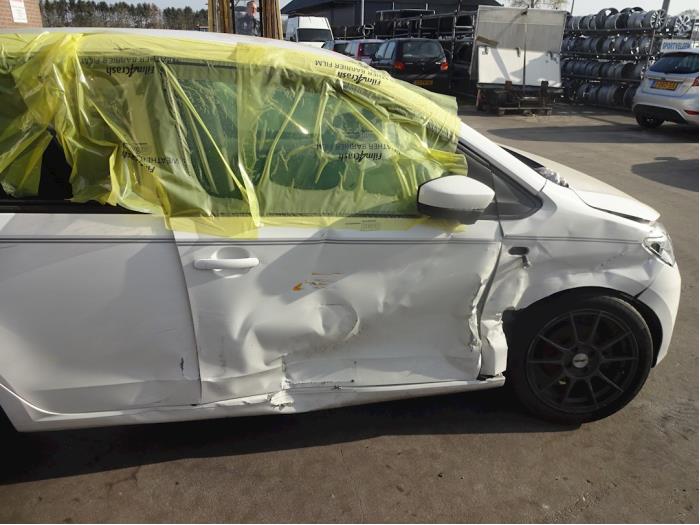 Volkswagen Up! 1.0 12V 60 Sloopvoertuig (2015, Wit)