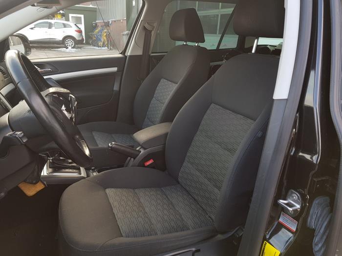 Skoda Octavia Combi 1.2 TSI Sloopvoertuig (2011, Zwart)