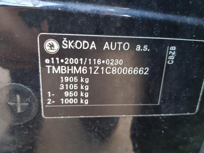 Skoda Octavia Combi 1.2 TSI Sloopvoertuig (2011, Zwart)