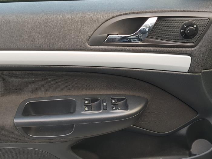 Skoda Octavia Combi 1.2 TSI Sloopvoertuig (2011, Zwart)