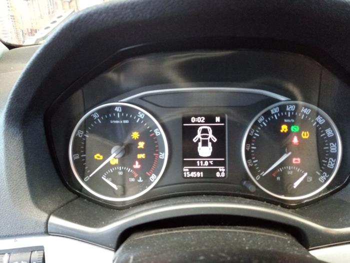 Skoda Octavia Combi 1.2 TSI Sloopvoertuig (2011, Zwart)