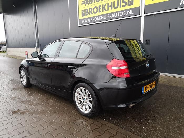BMW 1 serie 116i 2.0 16V Sloopvoertuig (2010, Zwart)