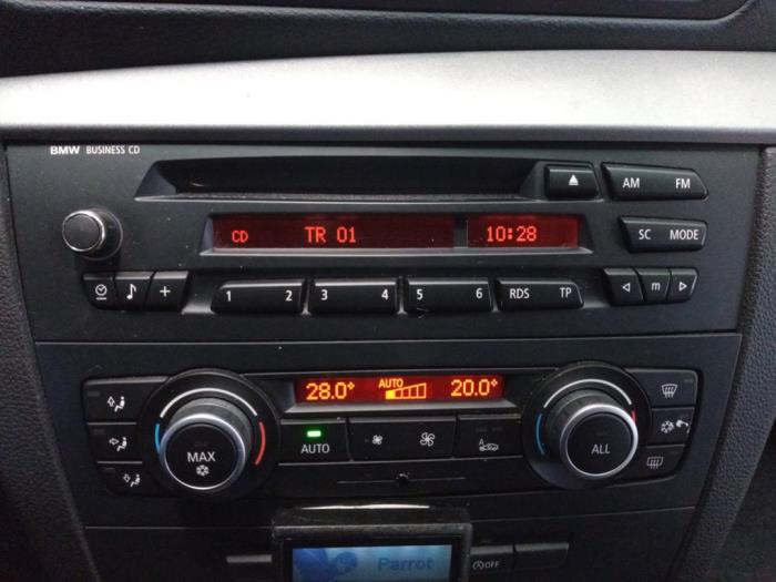 BMW 1 serie 116i 2.0 16V Sloopvoertuig (2010, Zwart)