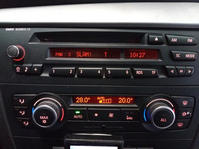 BMW 1 serie 116i 2.0 16V Sloopvoertuig (2010, Zwart)