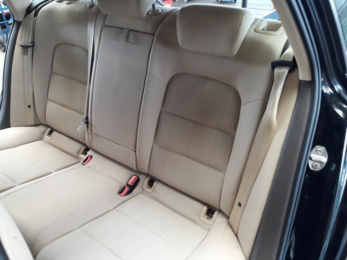 Audi A4 Avant 1.8 TFSI 16V Skrotfordon (2012, ZWART)