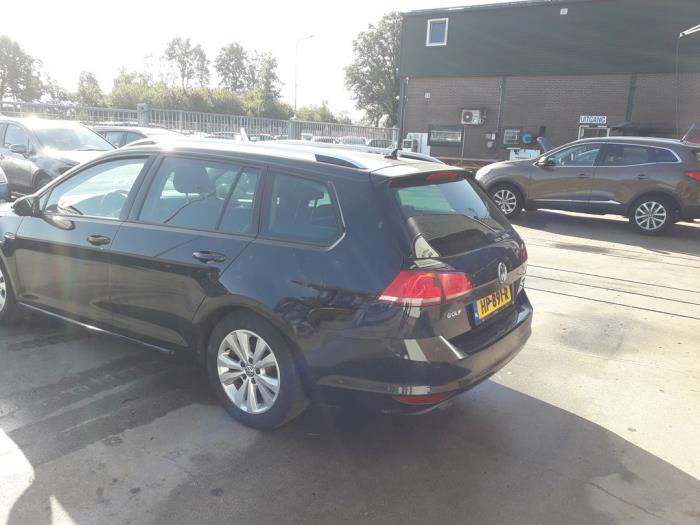 Volkswagen Golf VII Variant 1.0 TSI 12V BlueMotion Technology Sloopvoertuig (2015, Zwart)