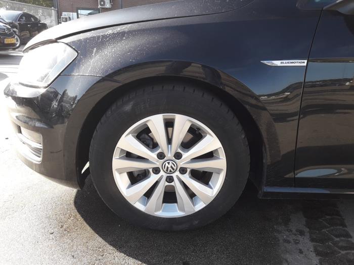 Volkswagen Golf VII Variant 1.0 TSI 12V BlueMotion Technology Sloopvoertuig (2015, Zwart)