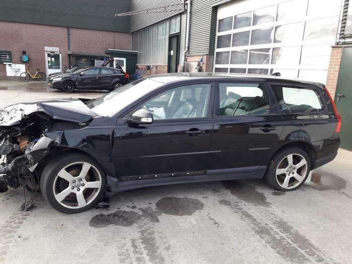Volvo V70 2.4 D 20V Sloopvoertuig (2009, Zwart)