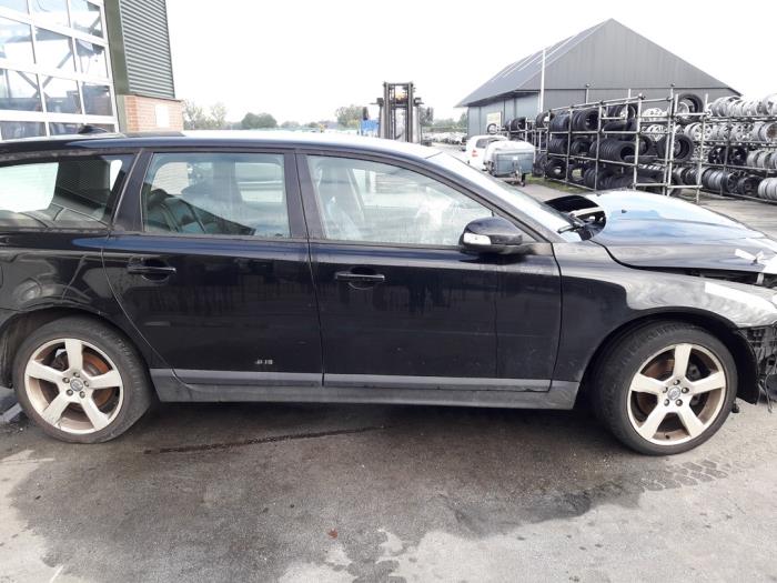 Volvo V70 2.4 D 20V Sloopvoertuig (2009, Zwart)