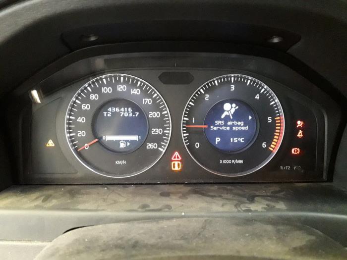 Volvo V70 2.4 D 20V Sloopvoertuig (2009, Zwart)