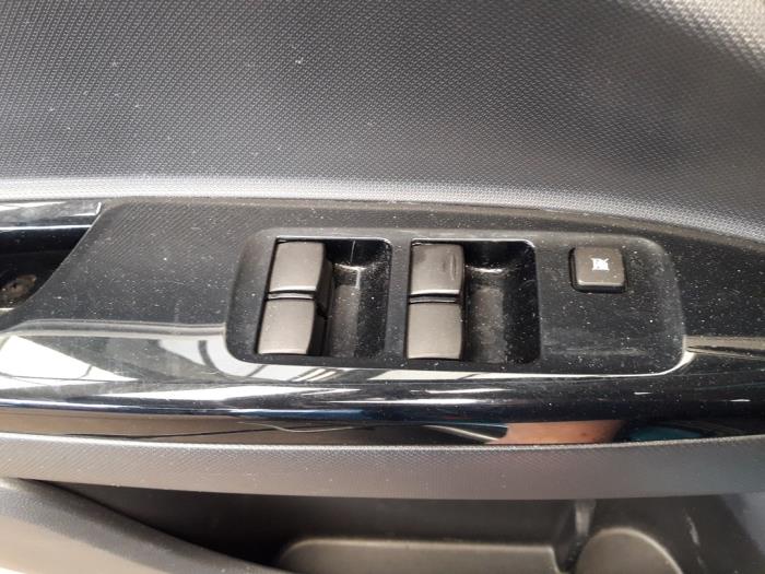 Mitsubishi Space Star 1.0 12V Sloopvoertuig (2015, Blauw)