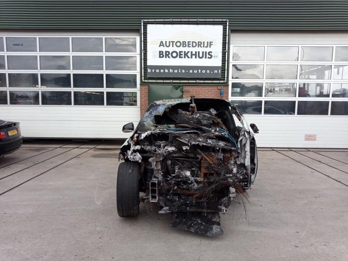 Tesla Model X 75D Sloopvoertuig (2018, Zwart)