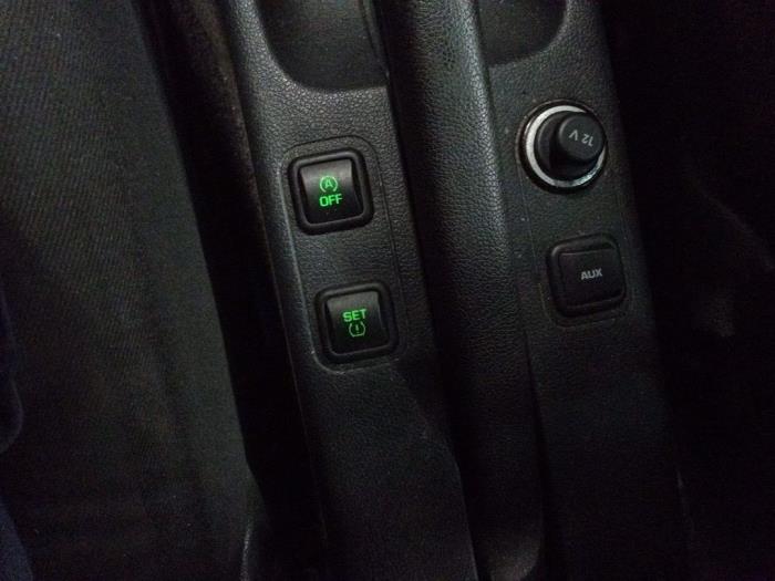 Skoda Fabia II Combi 1.2 TDI 12V Greenline Sloopvoertuig (2012, Grijs)