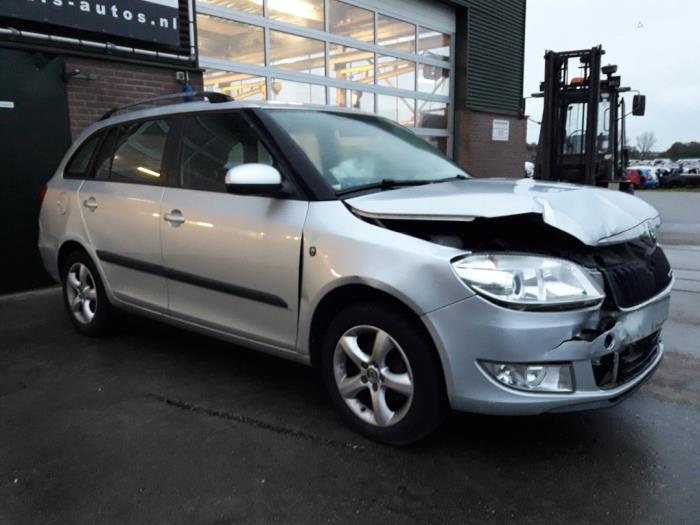 Skoda Fabia II Combi 1.2 TDI 12V Greenline Sloopvoertuig (2012, Grijs)