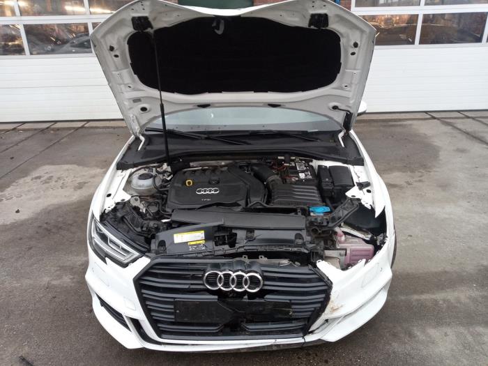 Audi A3 Limousine 1.5 TFSI 16V Skrotfordon (2019, WIT)
